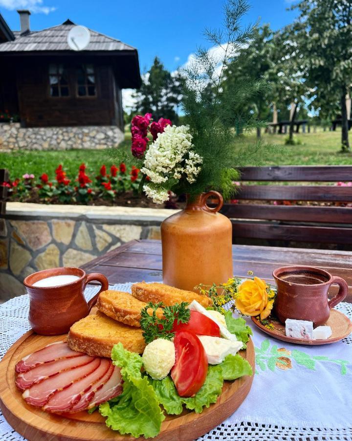 Etno Selo Vranesa Zlatar Hotel Nova Varos Exterior photo